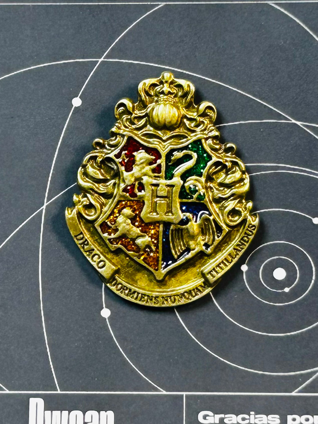 Escudo de Hogwarts 2 Harry Potter- PIN114