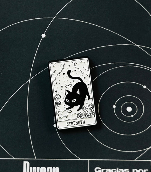 Cartas Tarot ¨Strength¨ - PIN034 - Dwear